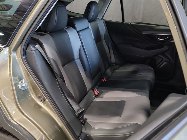 Used 2025 Subaru Outback Onyx Edition AWD/4WD image 20