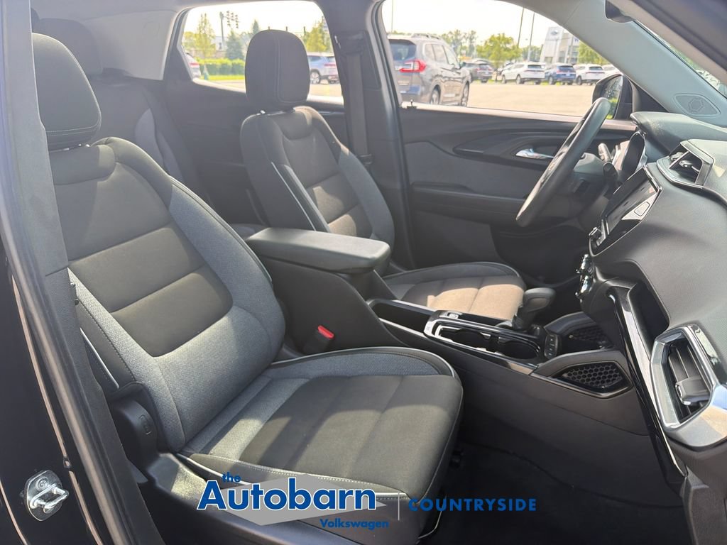 Used 2021 Chevrolet TrailBlazer LT w/ Sun and Liftgate Package FWD image 27
