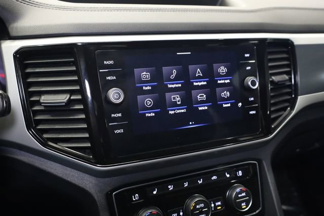 Used 2023 Volkswagen Atlas Cross Sport SEL R-Line image 21