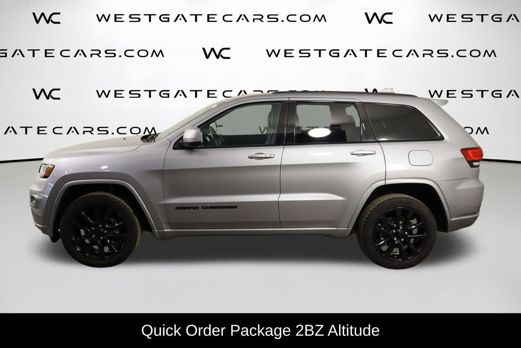 Used 2020 Jeep Grand Cherokee Altitude image 4