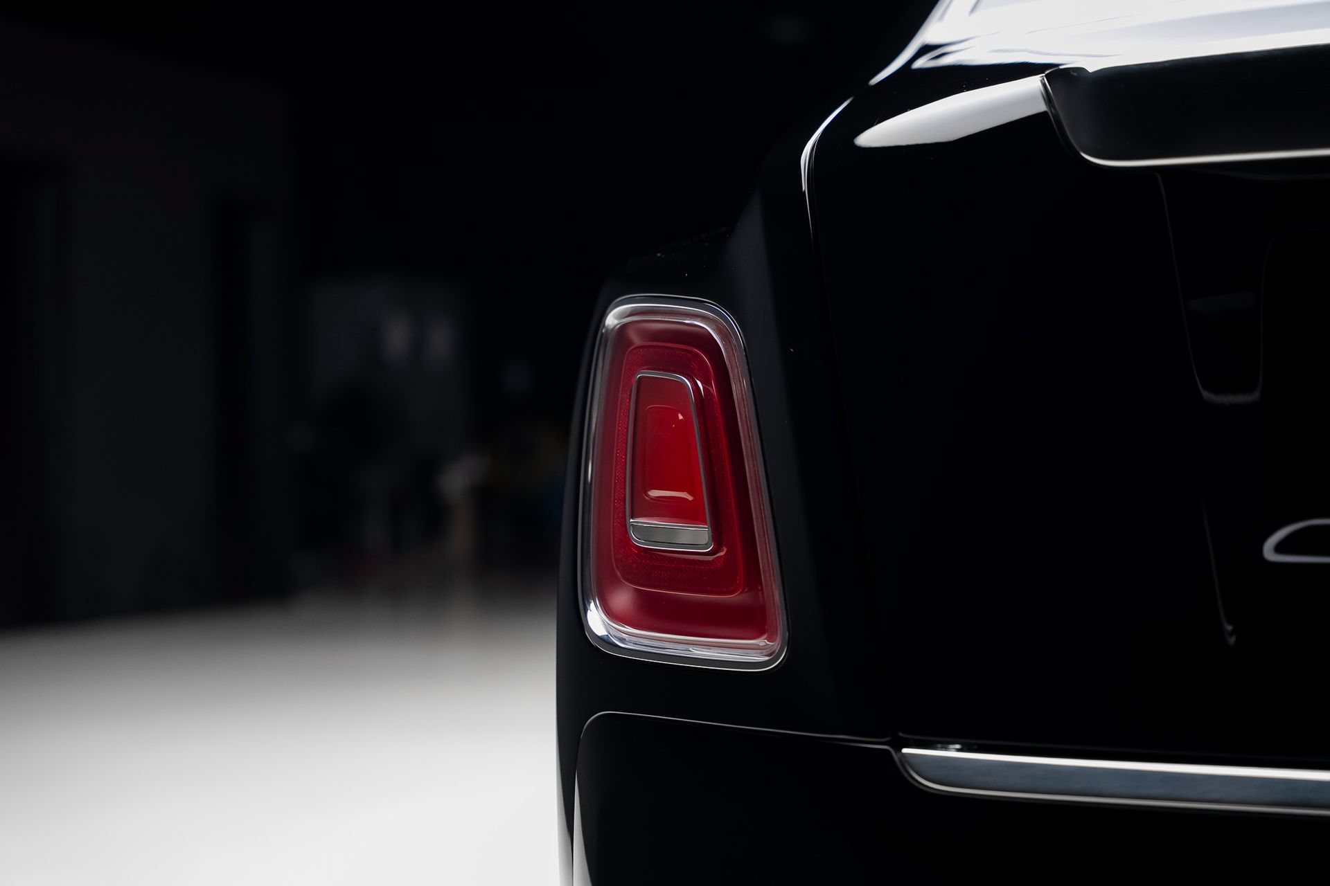 Used 2023 Rolls-Royce Phantom Sedan w/ The Phantom Package RWD image 29