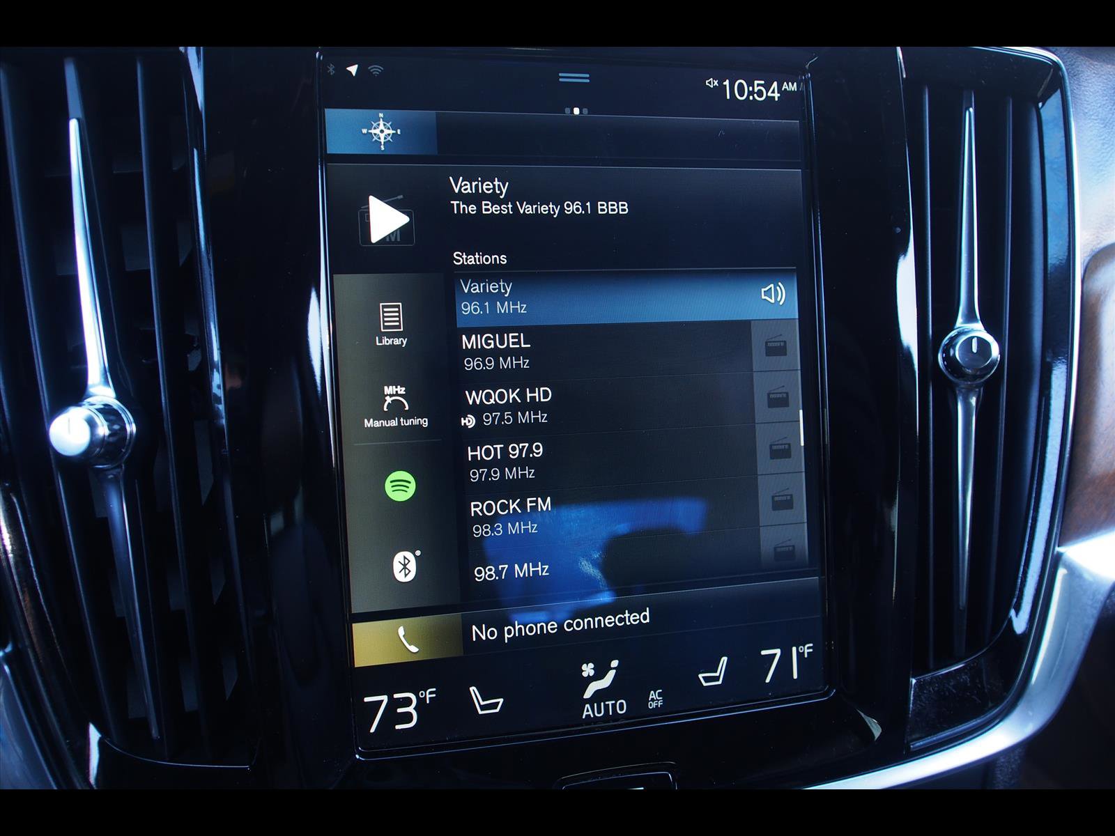 Used 2017 Volvo S90 T6 Inscription w/ Vision Package image 31