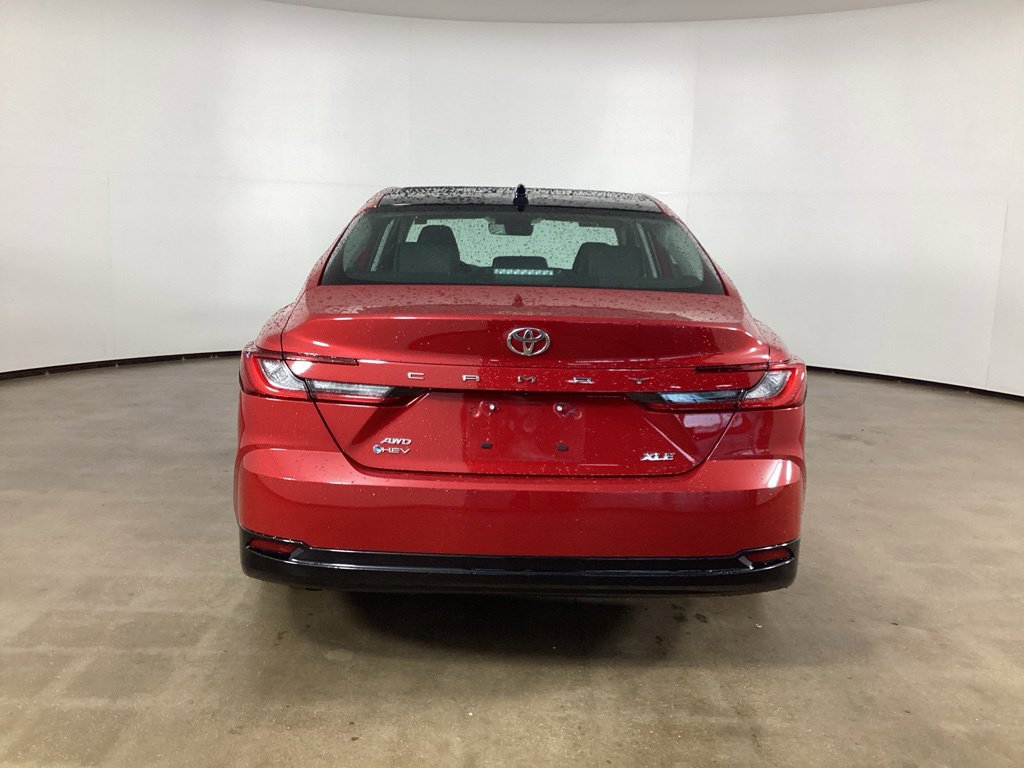 Used 2026 Toyota Camry XLE AWD/4WD image 6