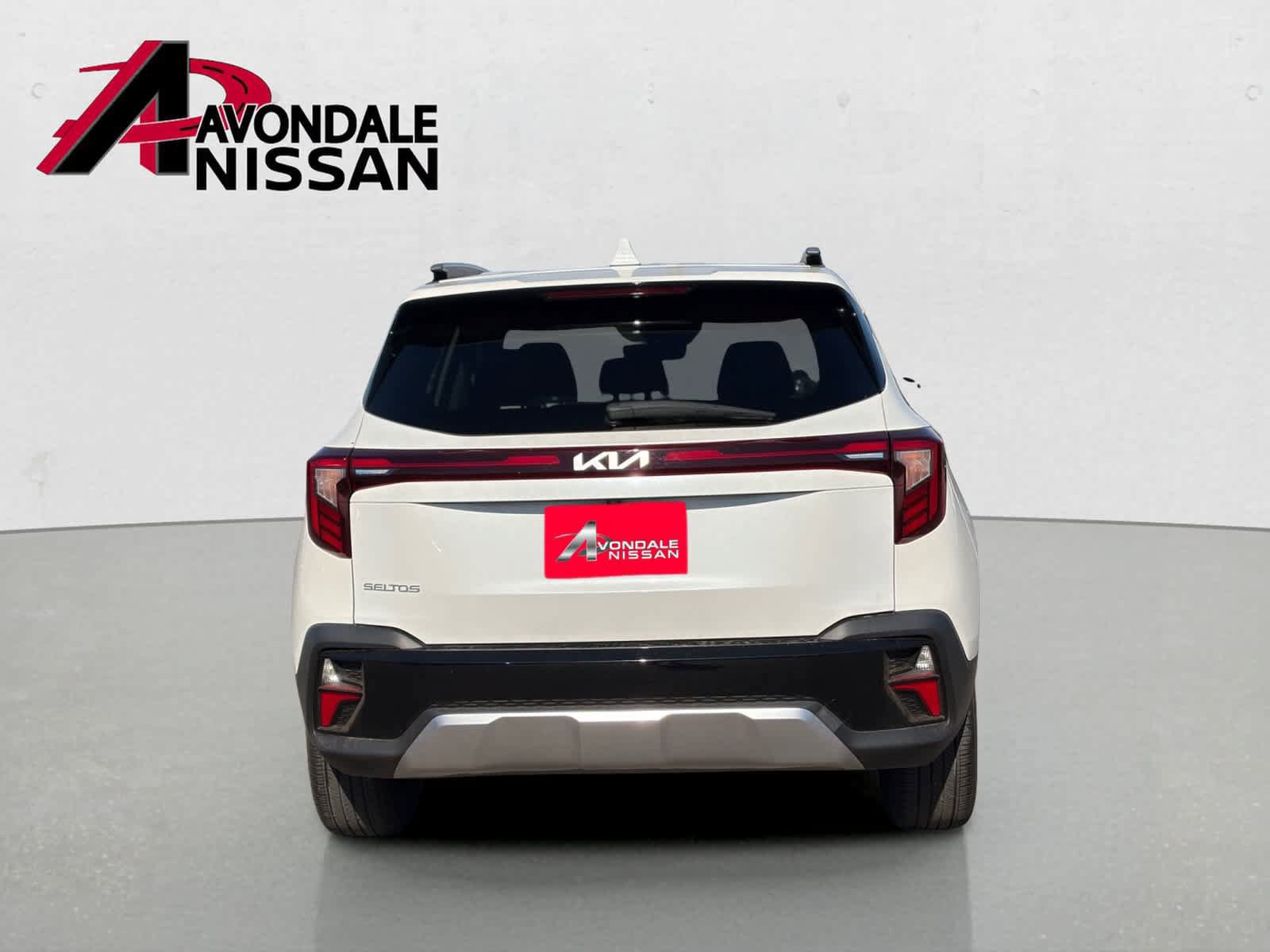 Used 2024 Kia Seltos EX FWD image 5