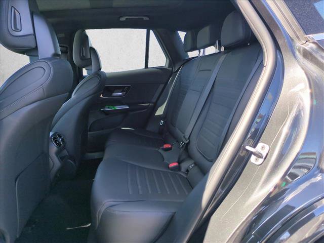 New 2026 Mercedes-Benz GLC 300 image 15