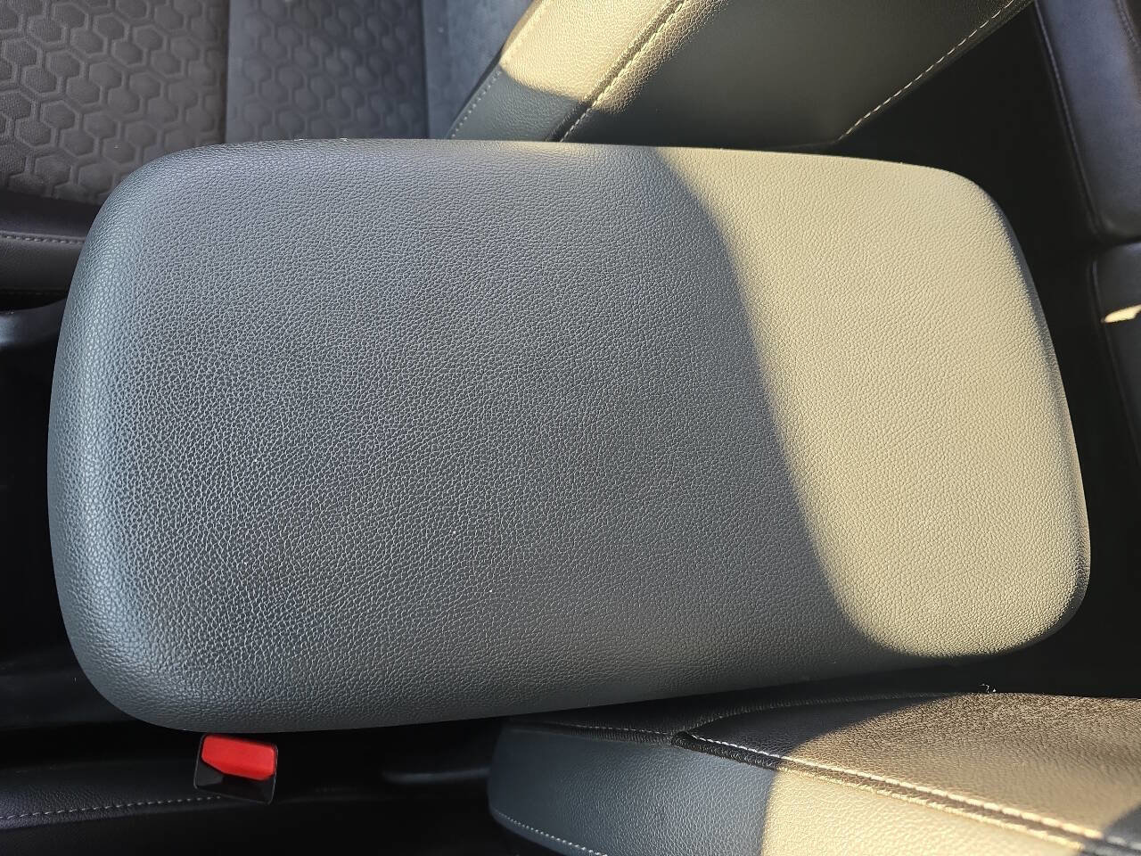 Used 2015 Chevrolet Colorado Z71 image 32