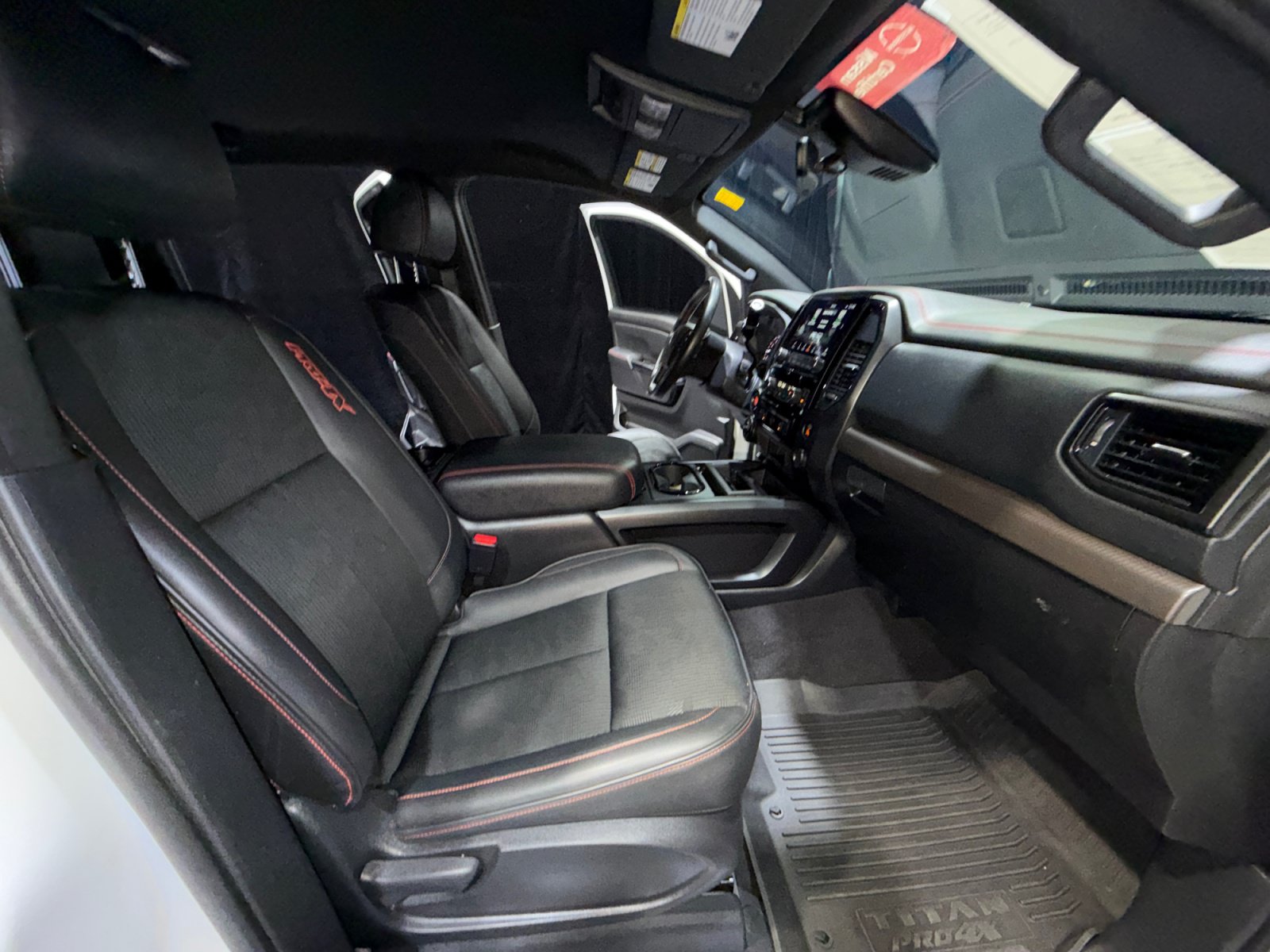 Certified 2024 Nissan Titan PRO-4X w/ Off Road Protection Package AWD/4WD image 19