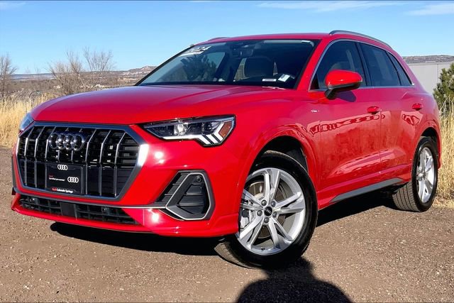 Certified 2024 Audi Q3 2.0T Premium image 1