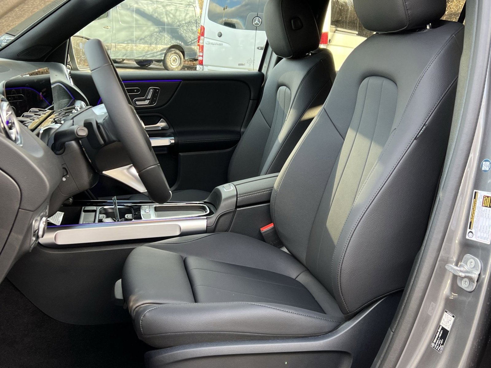 New 2026 Mercedes-Benz GLB 250 GLB 250 image 11