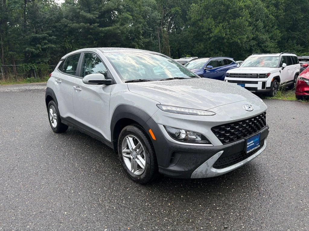 Certified 2023 Hyundai Kona SE AWD/4WD image 2