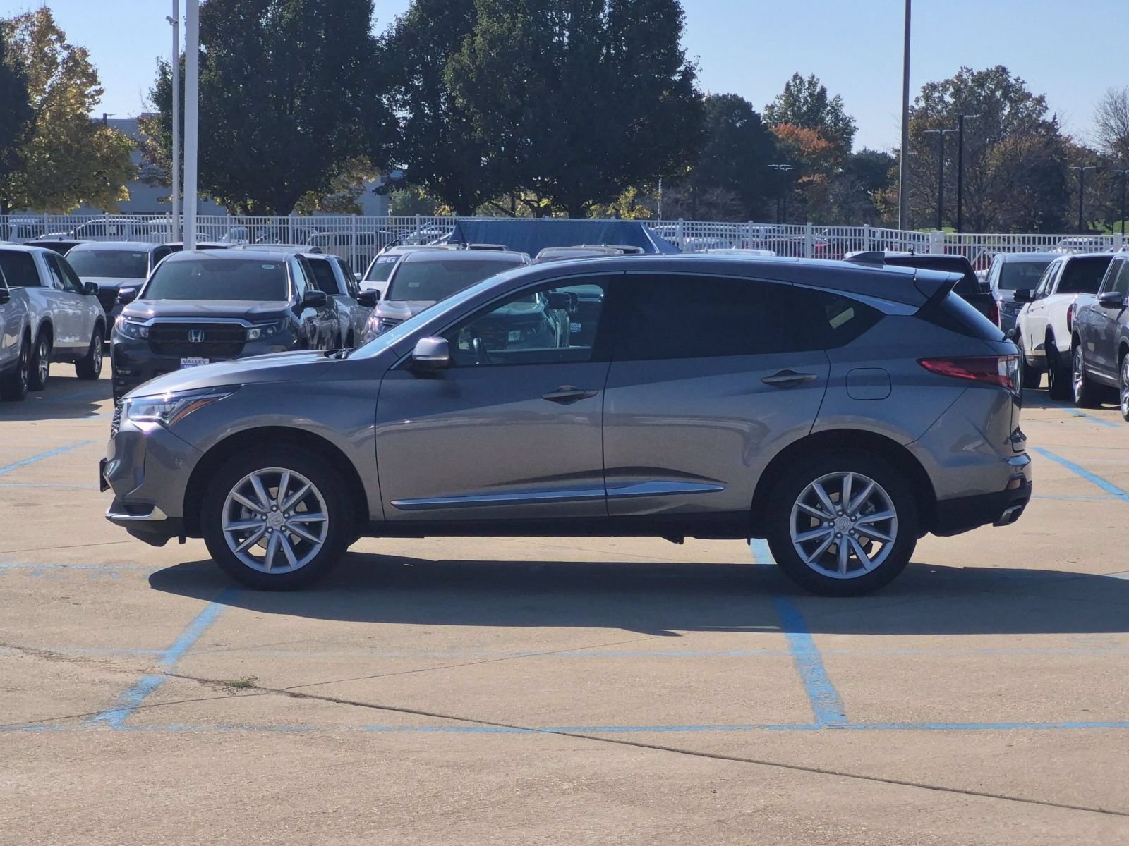 Used 2023 Acura RDX AWD image 9