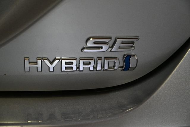 Used 2023 Toyota Camry SE FWD image 13