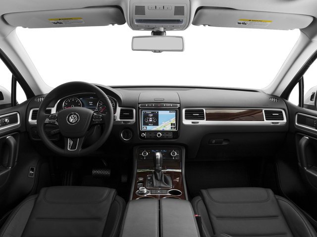 Used 2017 Volkswagen Touareg Executive AWD/4WD image 8