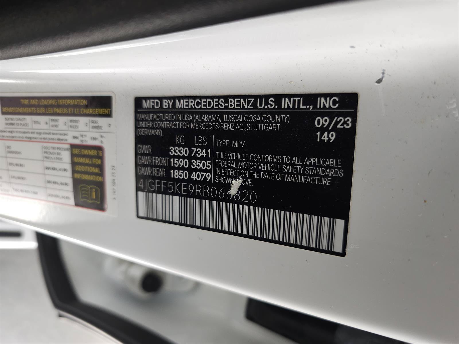 Used 2024 Mercedes-Benz GLS 450 4MATIC image 38