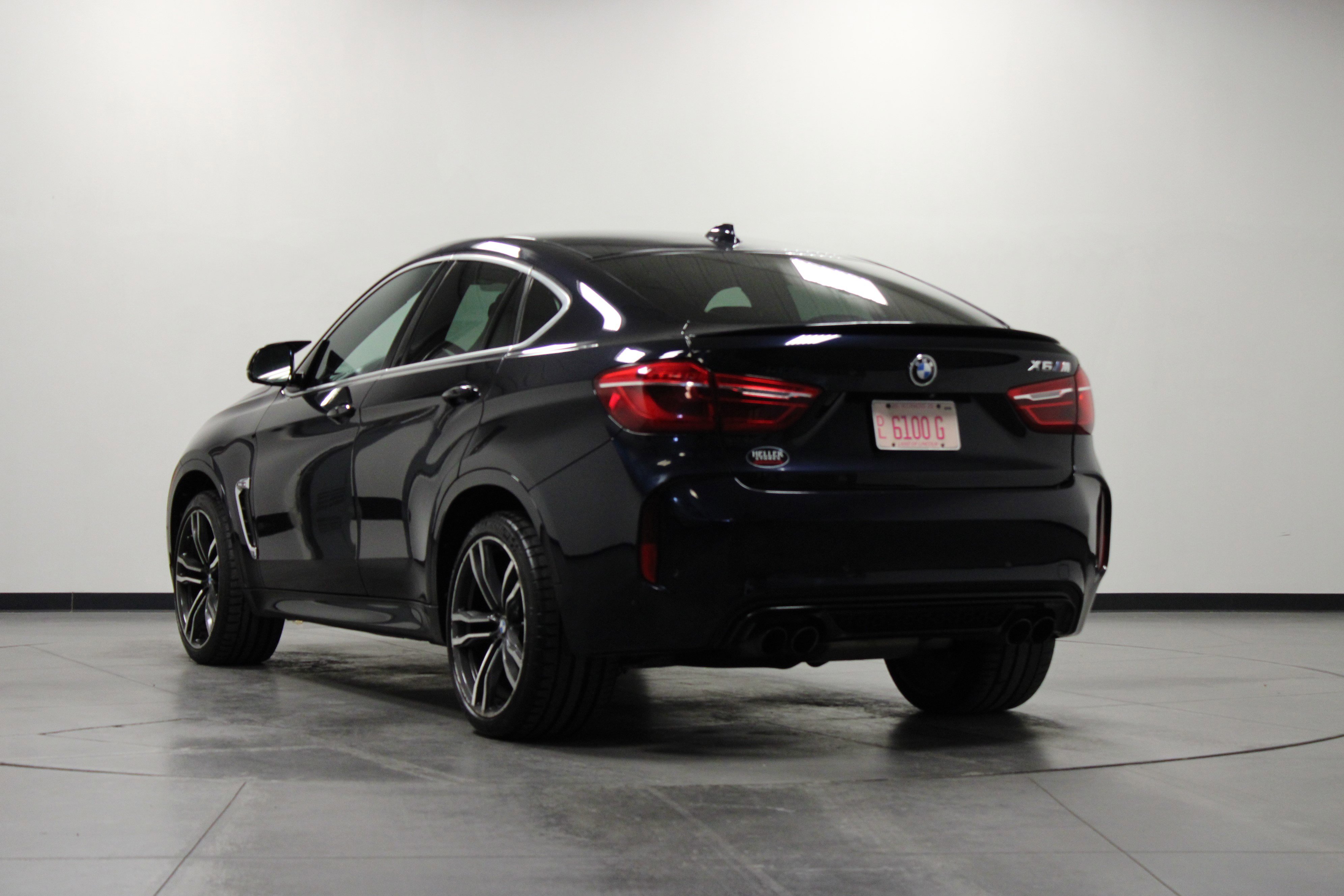 Used 2015 BMW X6 M image 6