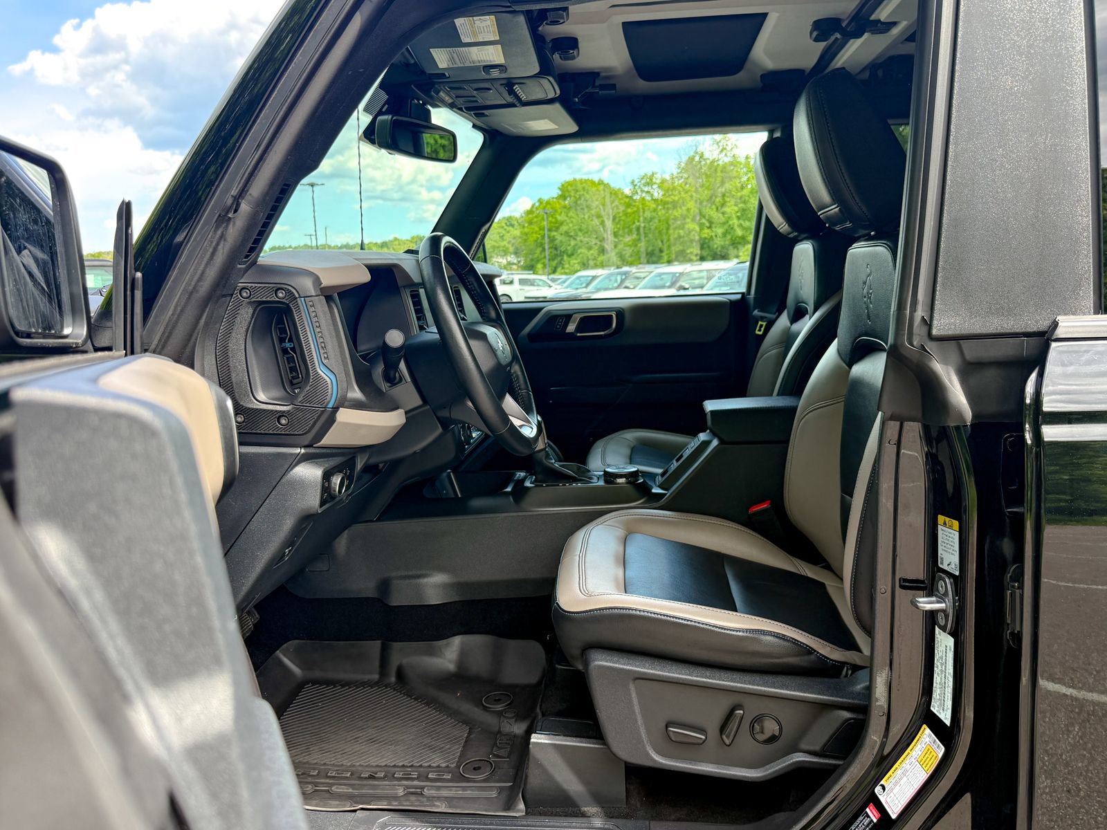 Used 2024 Ford Bronco Wildtrak AWD/4WD image 16