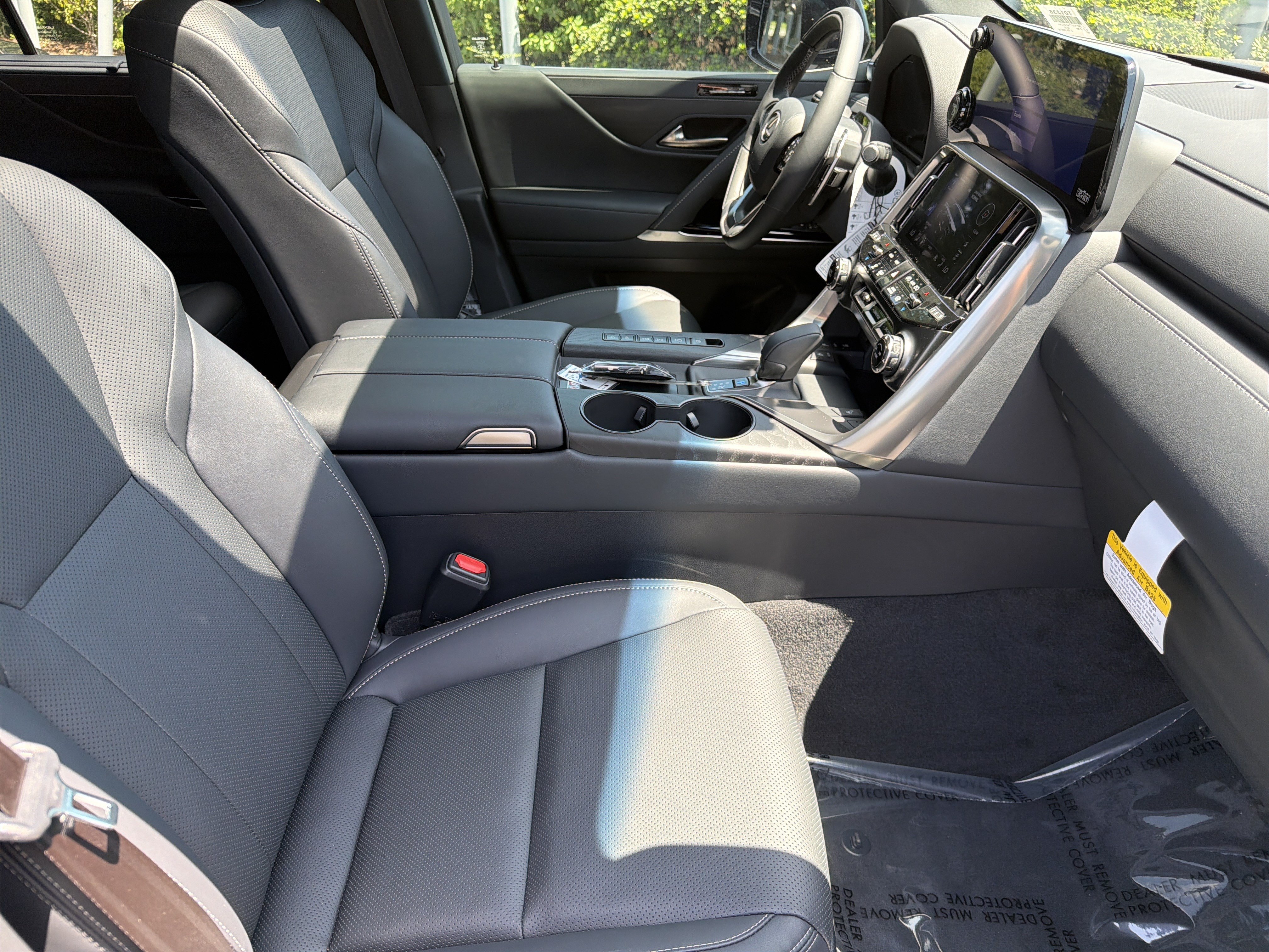 New 2026 Lexus LX 700h Luxury AWD/4WD image 30