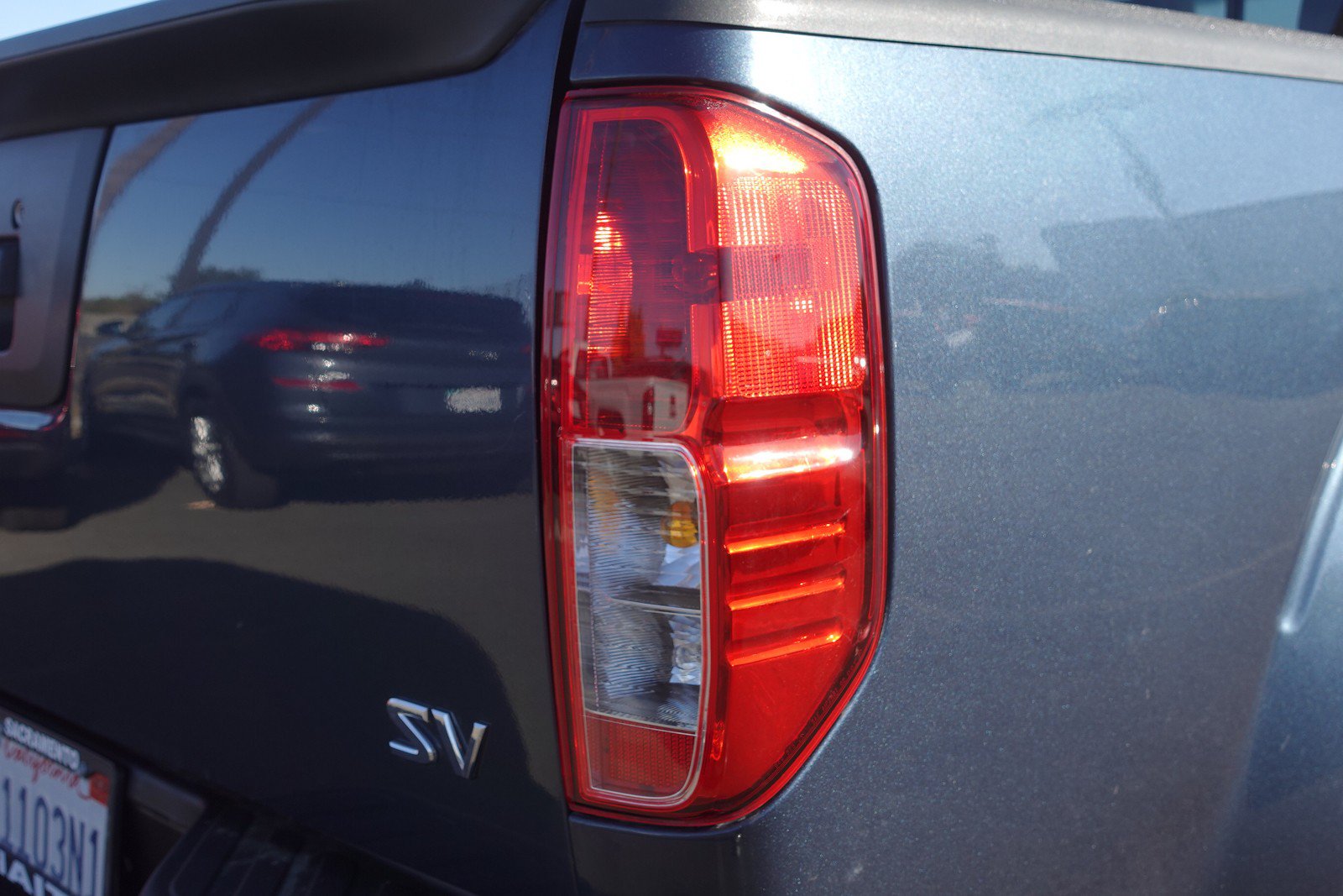 Used 2013 Nissan Frontier SV RWD image 5
