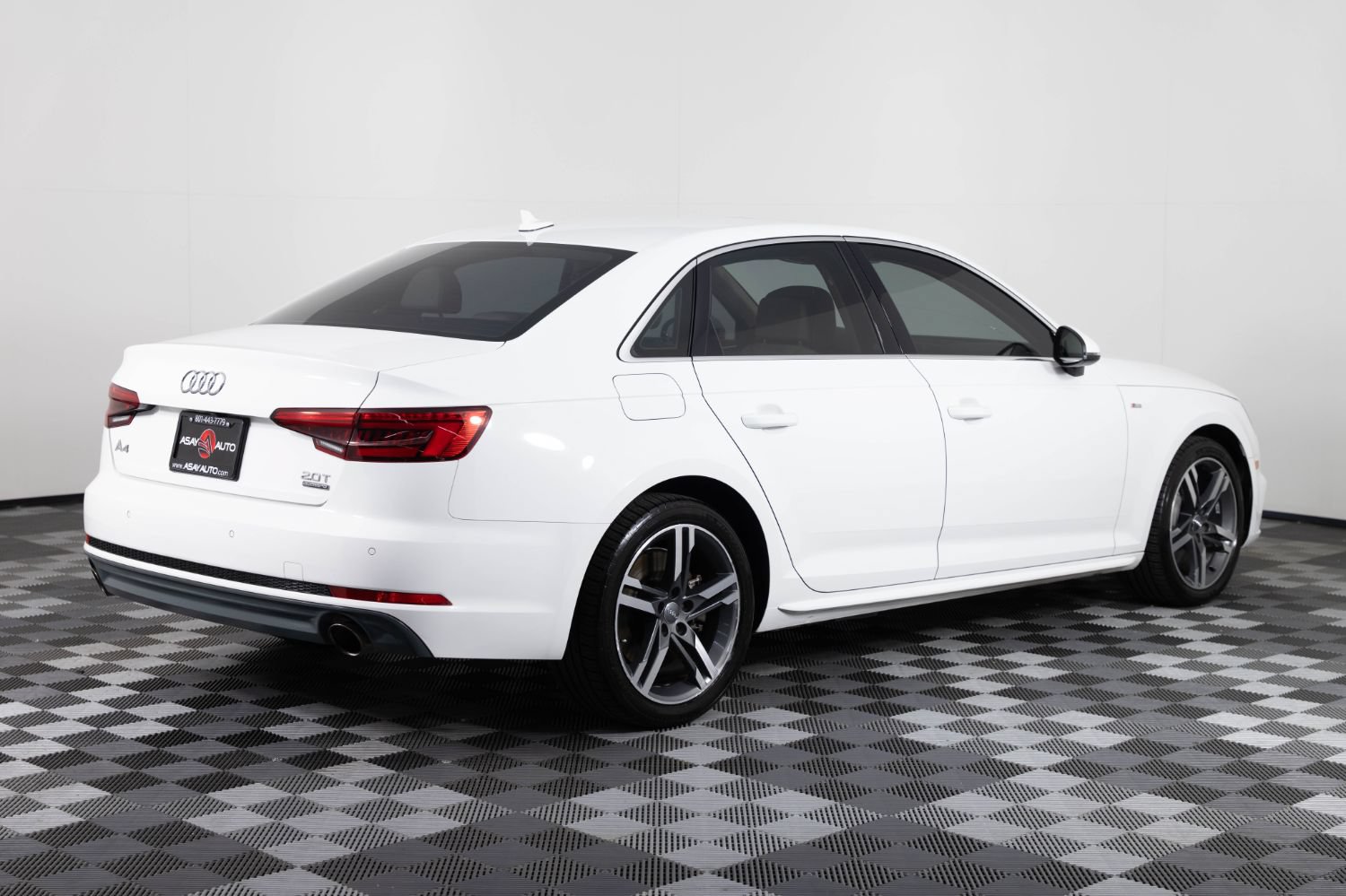 Used 2017 Audi A4 2.0T Premium Plus AWD/4WD image 8