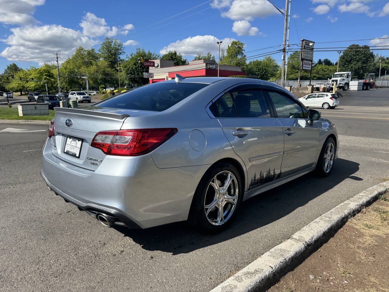 Used 2018 Subaru Legacy 3.6R Limited AWD/4WD image 12