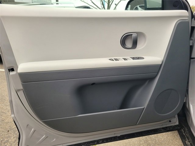 New 2026 Hyundai Ioniq 5 SEL image 17