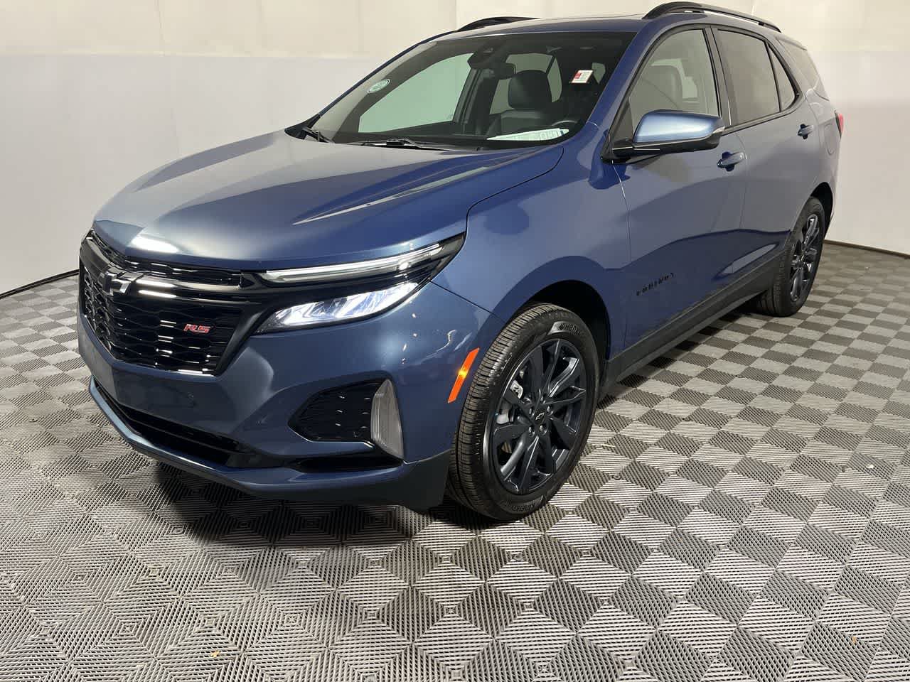 Used 2024 Chevrolet Equinox RS AWD/4WD image 4