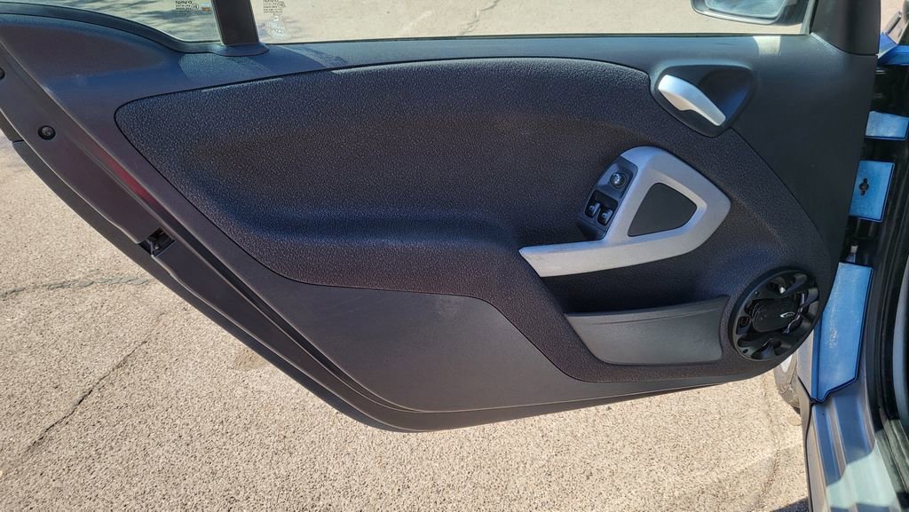 Used 2008 smart fortwo passion RWD image 18
