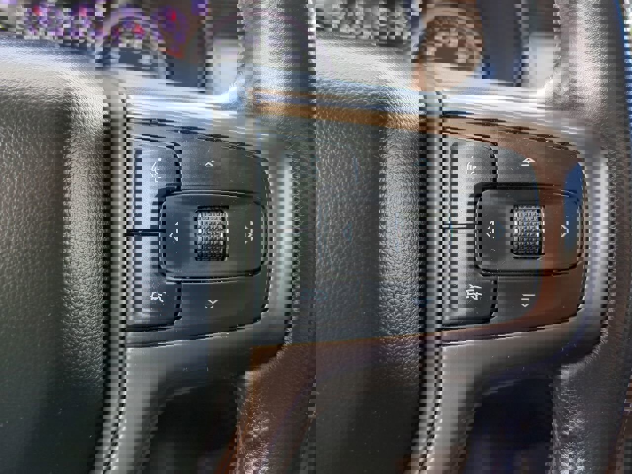 Used 2021 Chevrolet Suburban High Country w/ Premium Package image 27