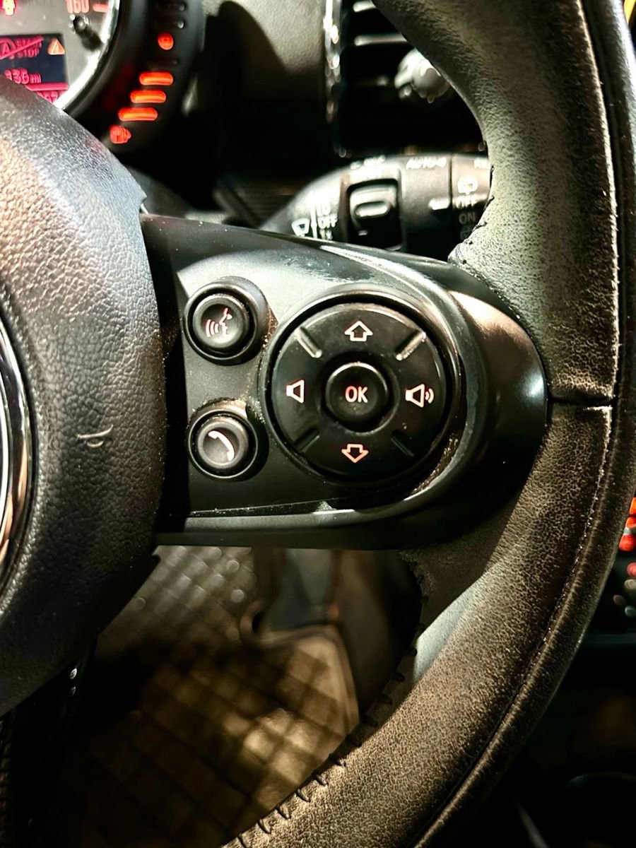 Used 2016 MINI Cooper Clubman S image 28