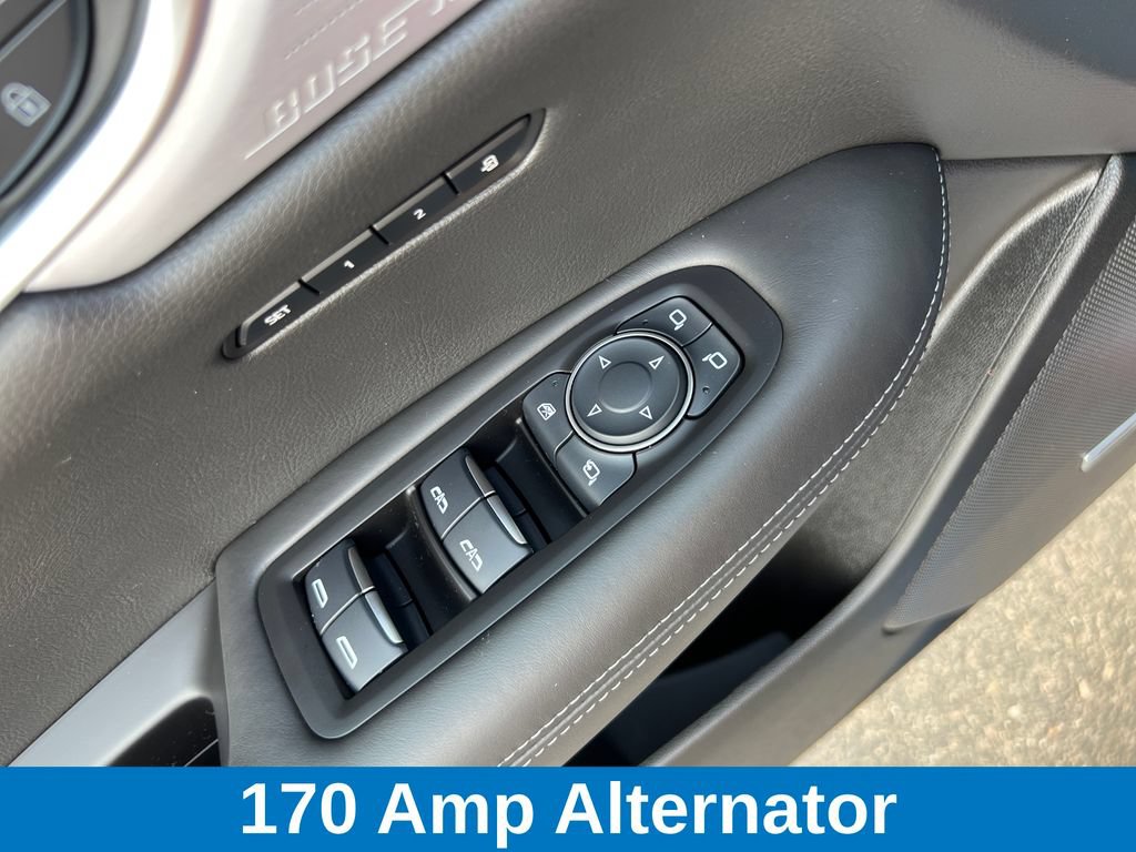 Used 2025 Cadillac XT6 Premium Luxury w/ Platinum Package AWD/4WD image 12