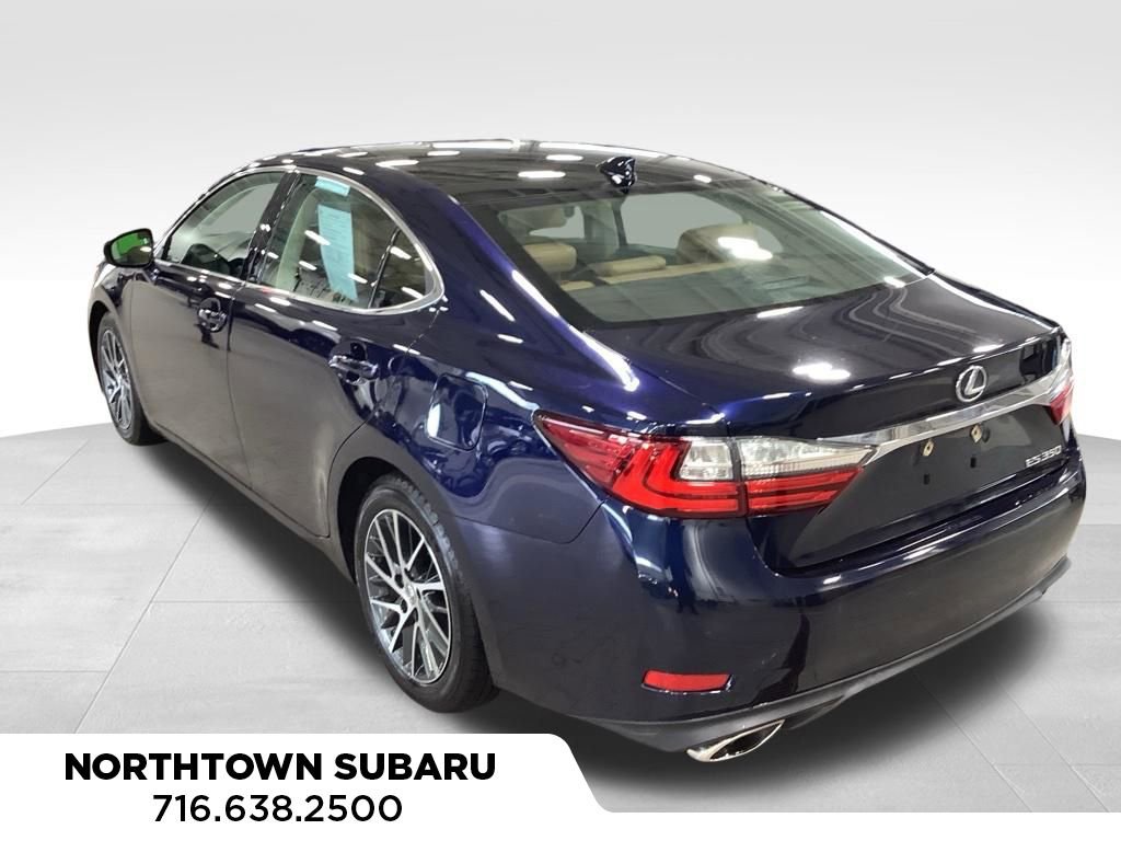 Used 2018 Lexus ES 350 w/ Luxury Package w/Wood Trim image 7