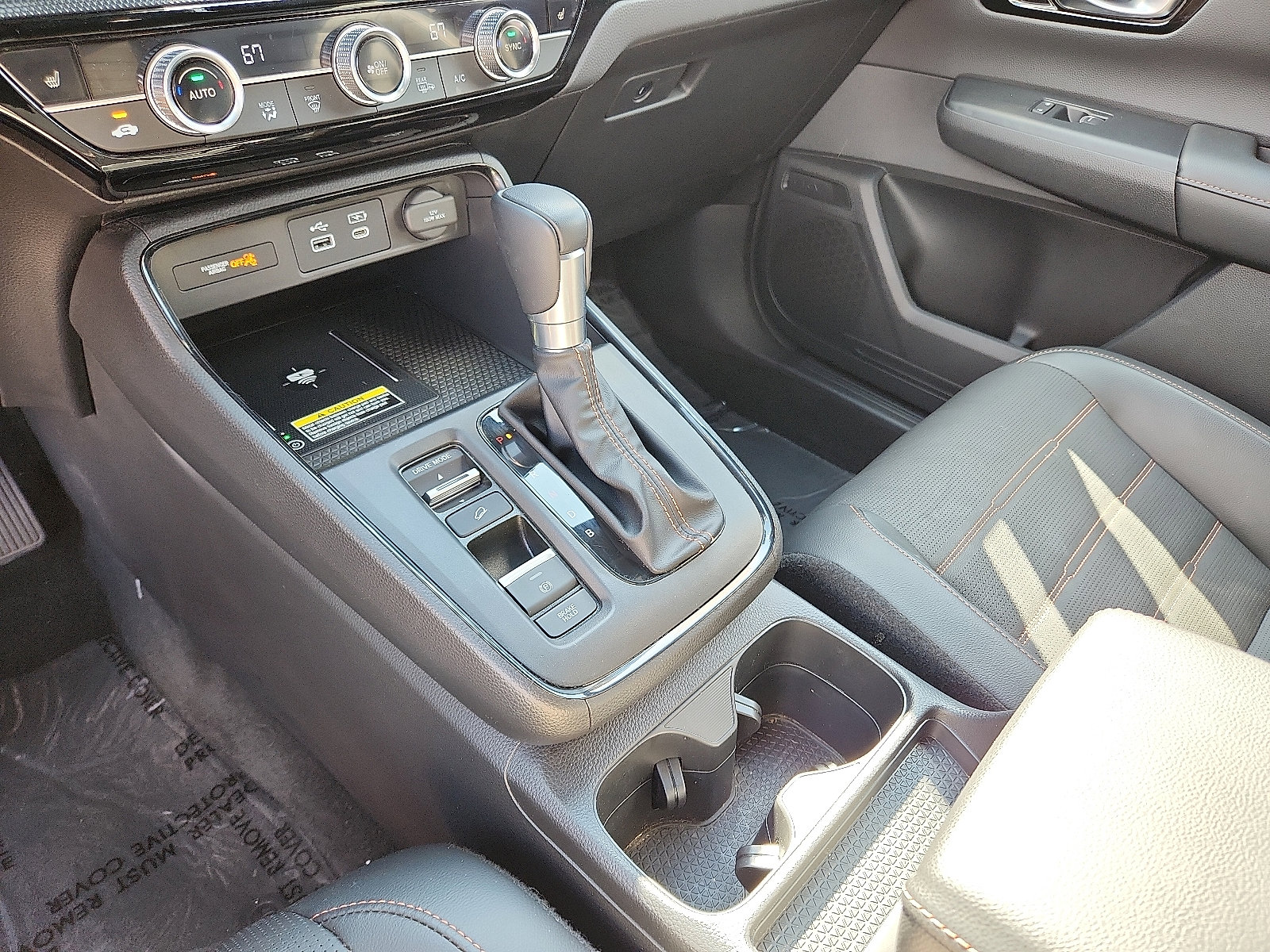 Used 2025 Honda CR-V Sport Touring image 17
