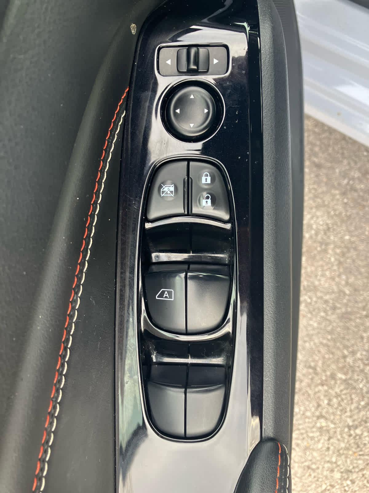 Used 2023 Nissan Altima 2.5 SR w/ SR Premium Package image 12