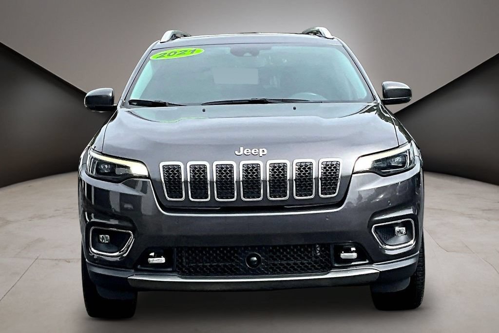 Used 2021 Jeep Cherokee Limited w/ Elite Package AWD/4WD image 2