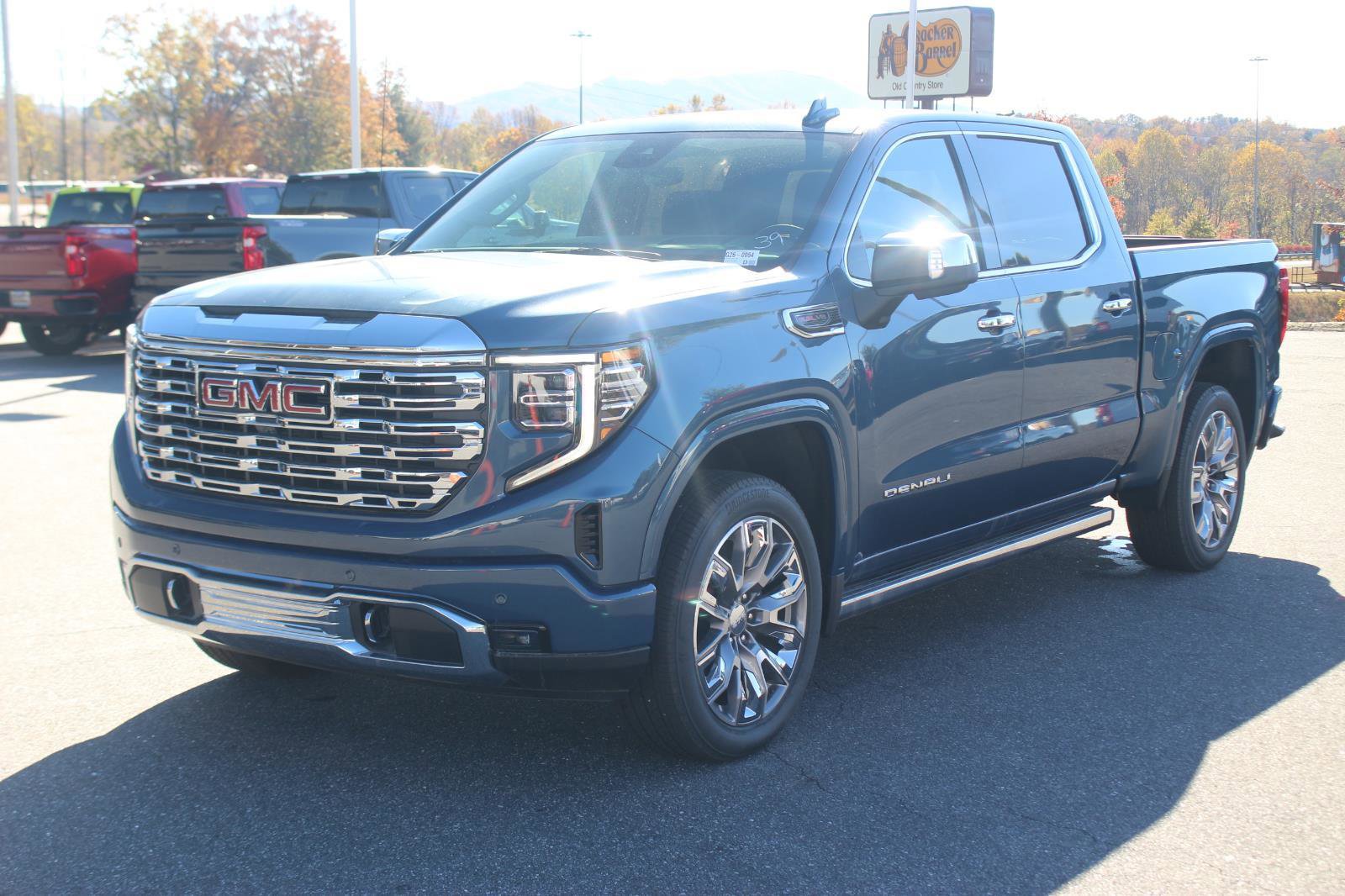 New 2026 GMC Sierra 1500 Denali w/ Denali Reserve Package image 3