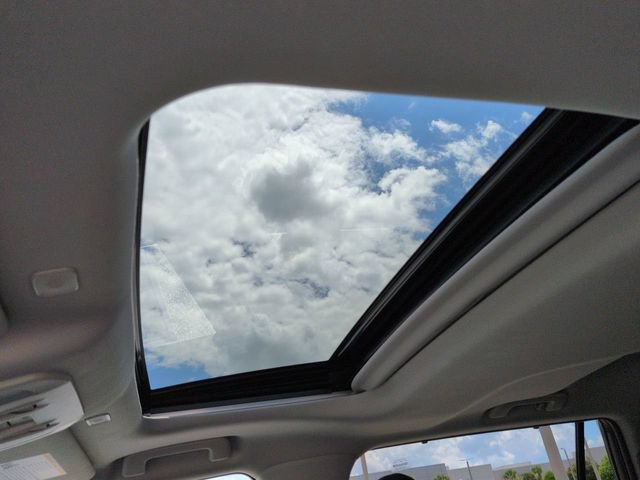 Certified 2024 Toyota Highlander XLE FWD image 20