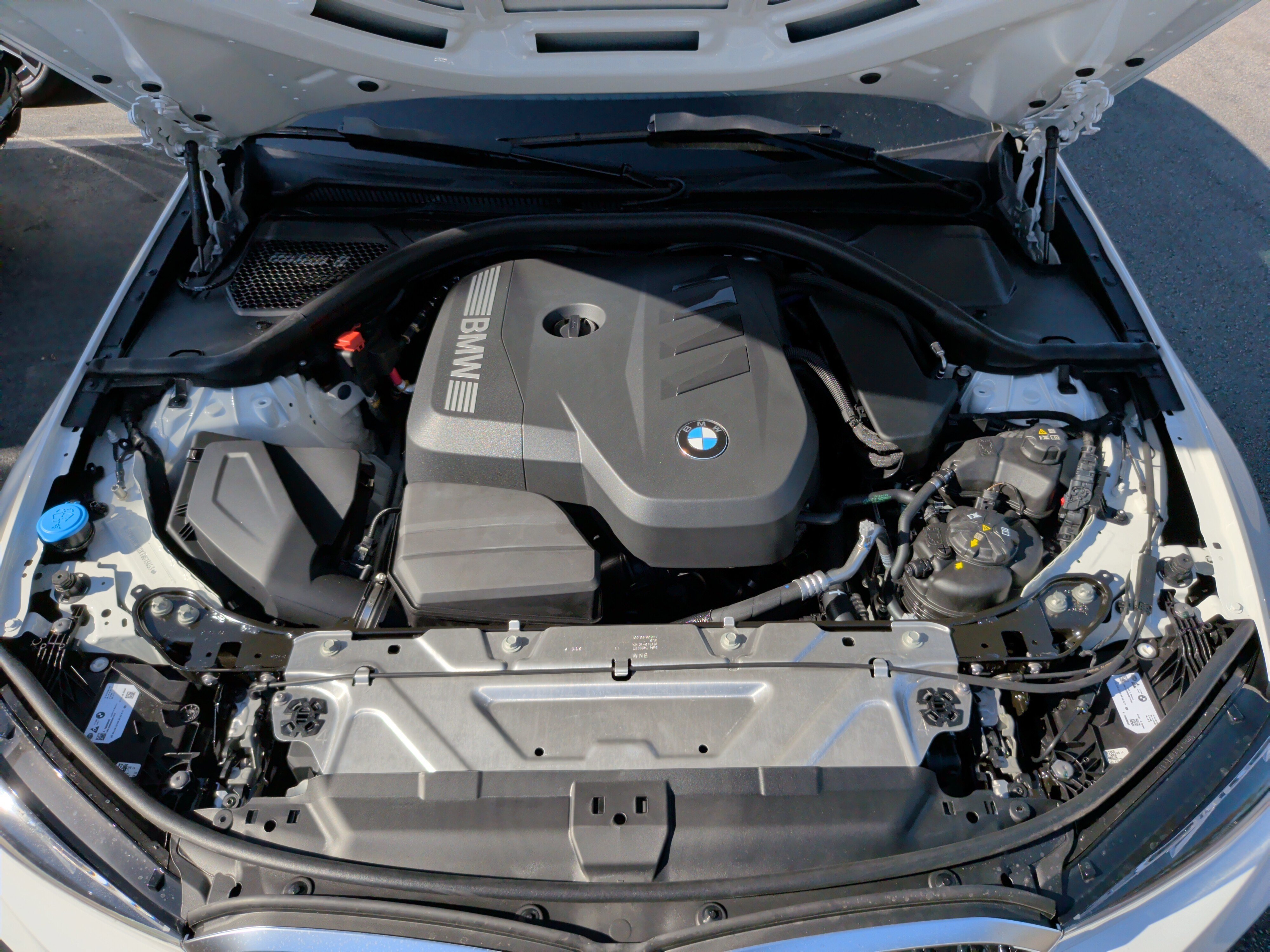 Certified 2026 BMW 330i Sedan w/ Premium Package RWD image 35