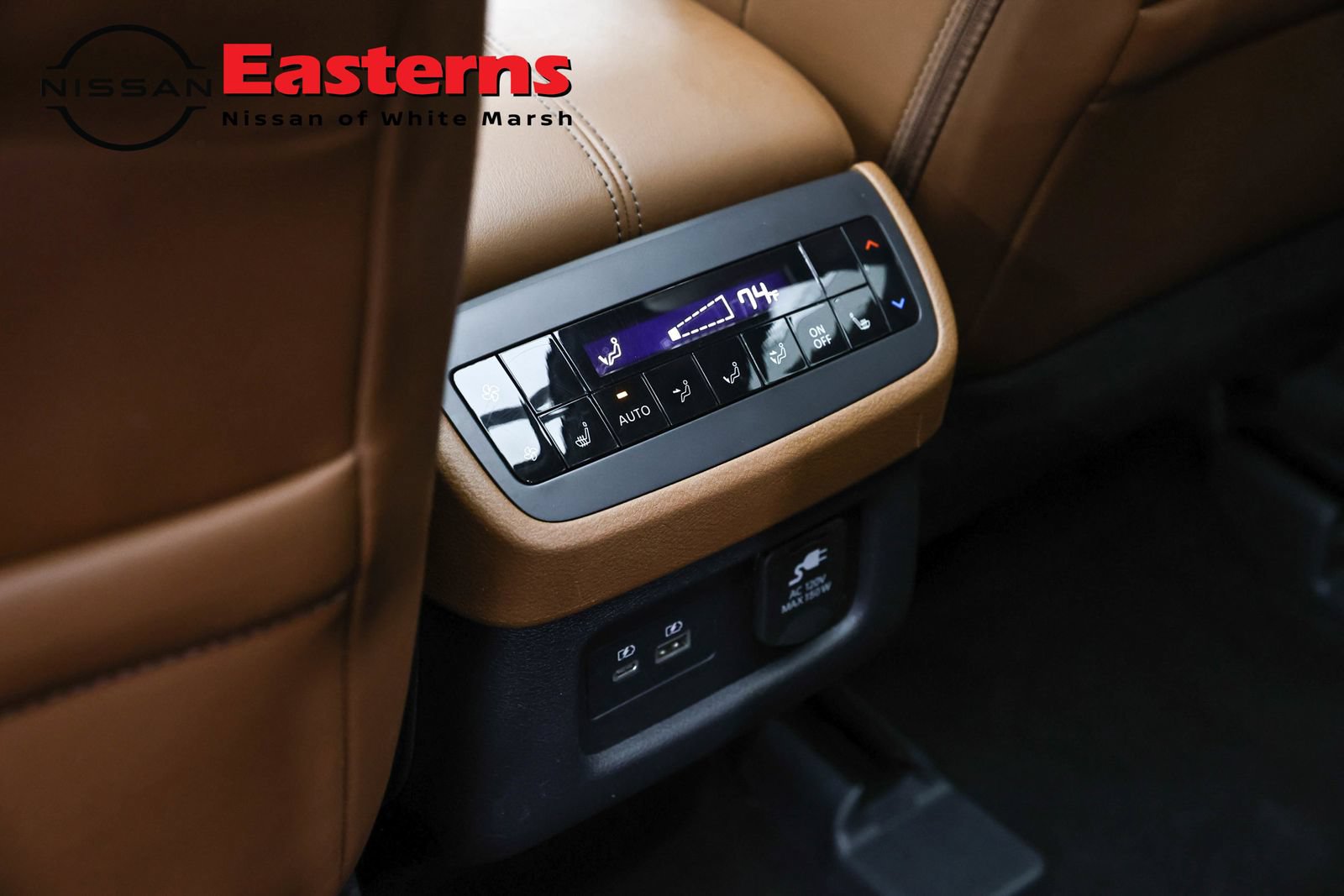 Used 2023 Nissan Pathfinder Platinum AWD/4WD image 23