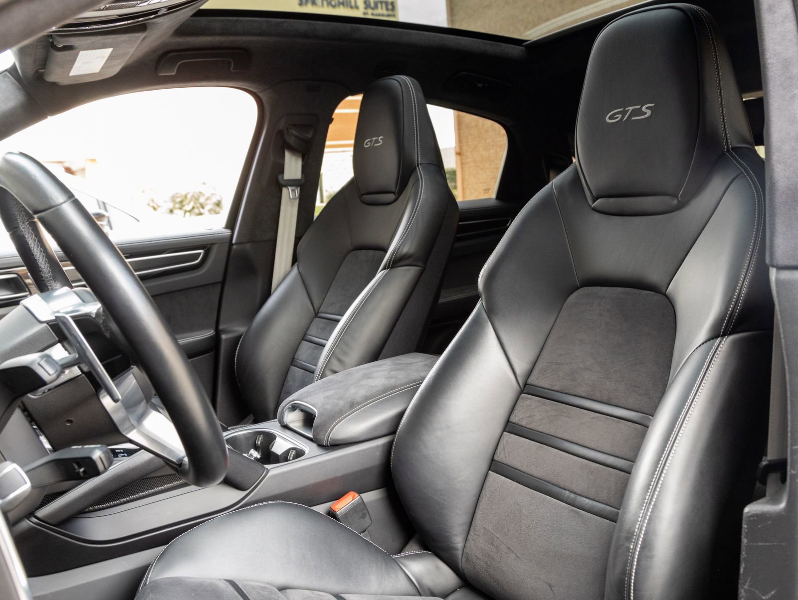 Certified 2023 Porsche Cayenne GTS AWD/4WD image 5