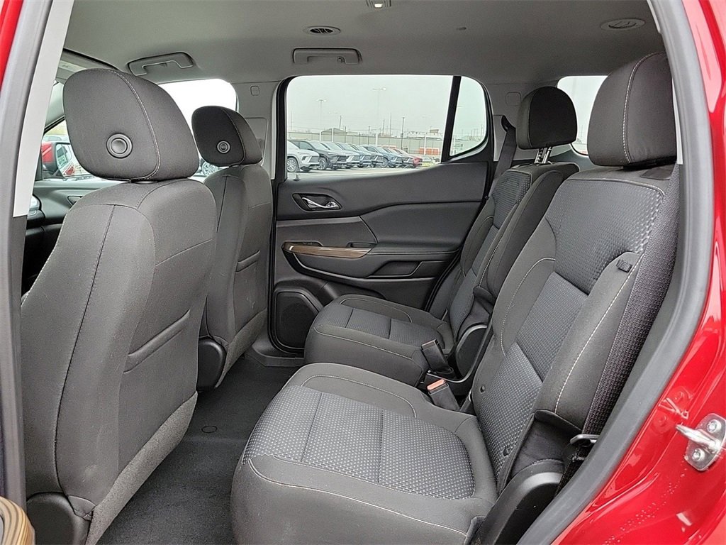 Used 2023 GMC Acadia SLE w/ Driver Convenience Package image 13
