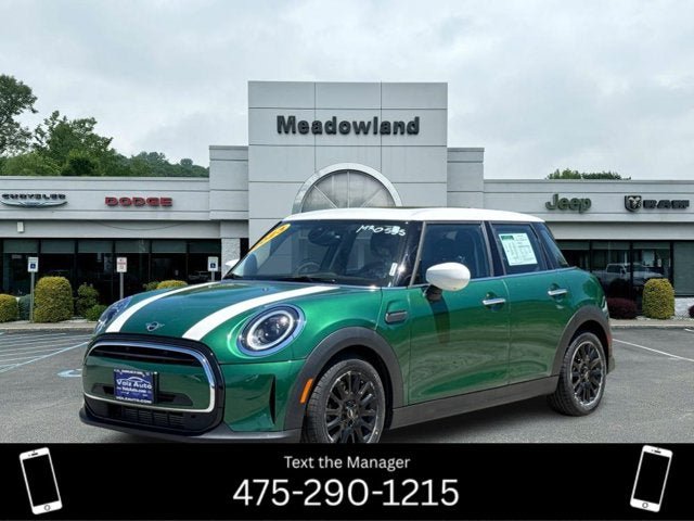 Used 2023 MINI Cooper 4-Door Hardtop FWD image 1