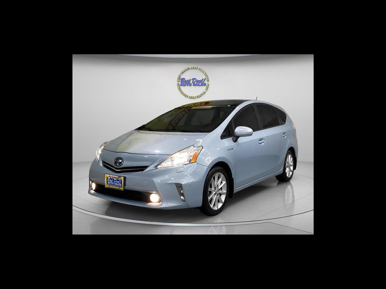 Used 2014 Toyota Prius V Five image 1