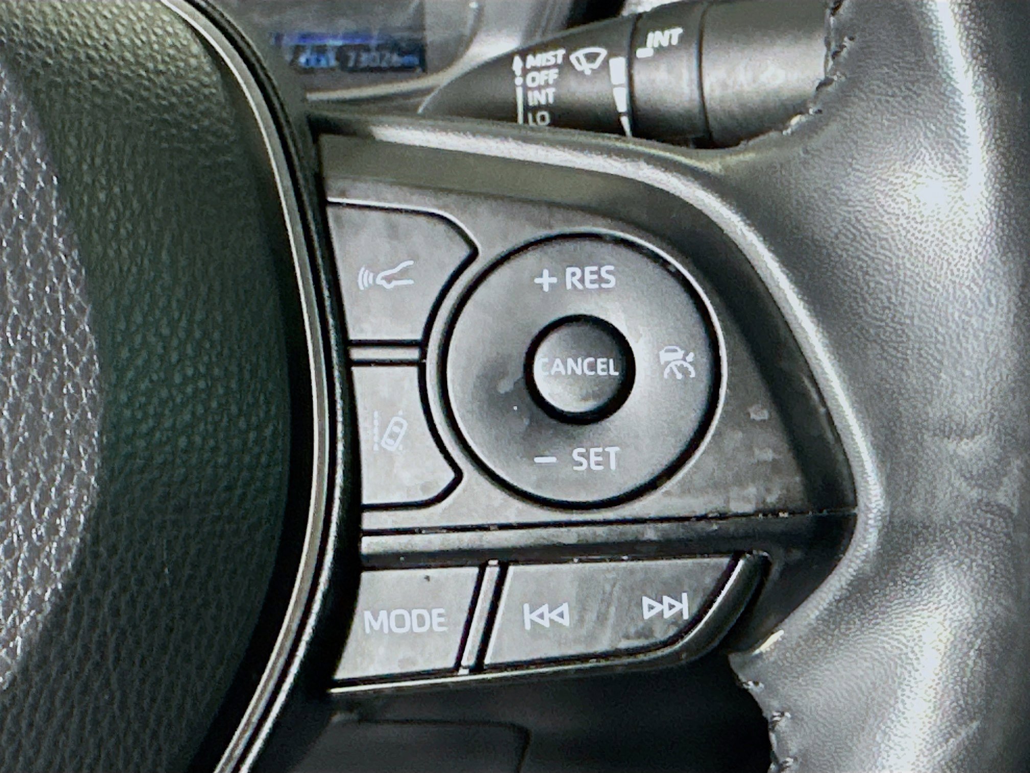 Used 2022 Toyota Corolla SE FWD image 17