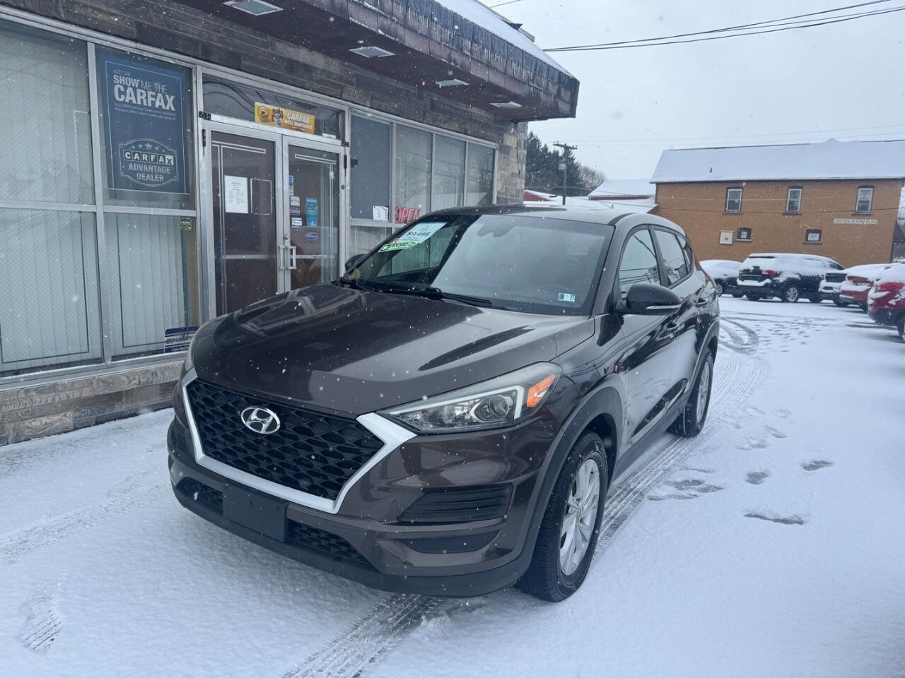 Used 2019 Hyundai Tucson SE image 1
