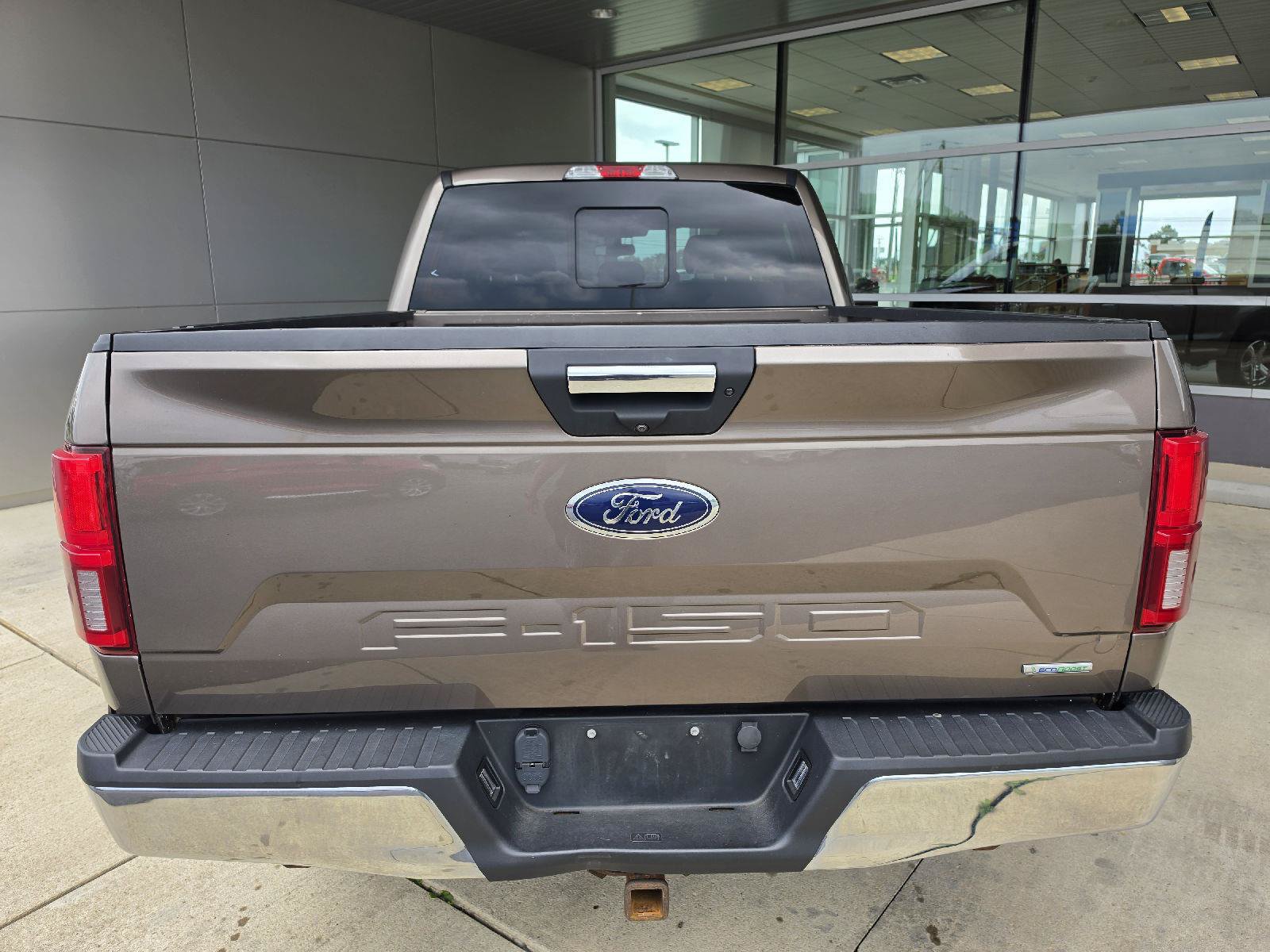 Used 2020 Ford F150 4x4 SuperCrew image 3