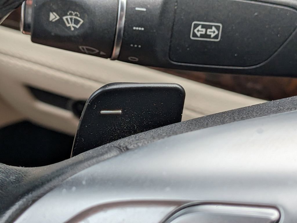 Used 2013 Mercedes-Benz SL 550 image 25