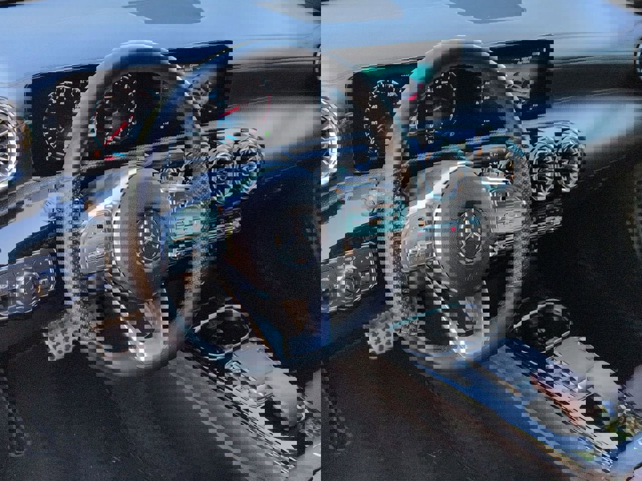 Used 2023 Mercedes-Benz CLA 250 image 10