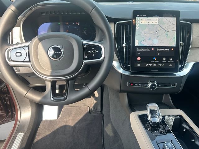New 2025 Volvo XC90 T8 Core w/ Climate Package image 10