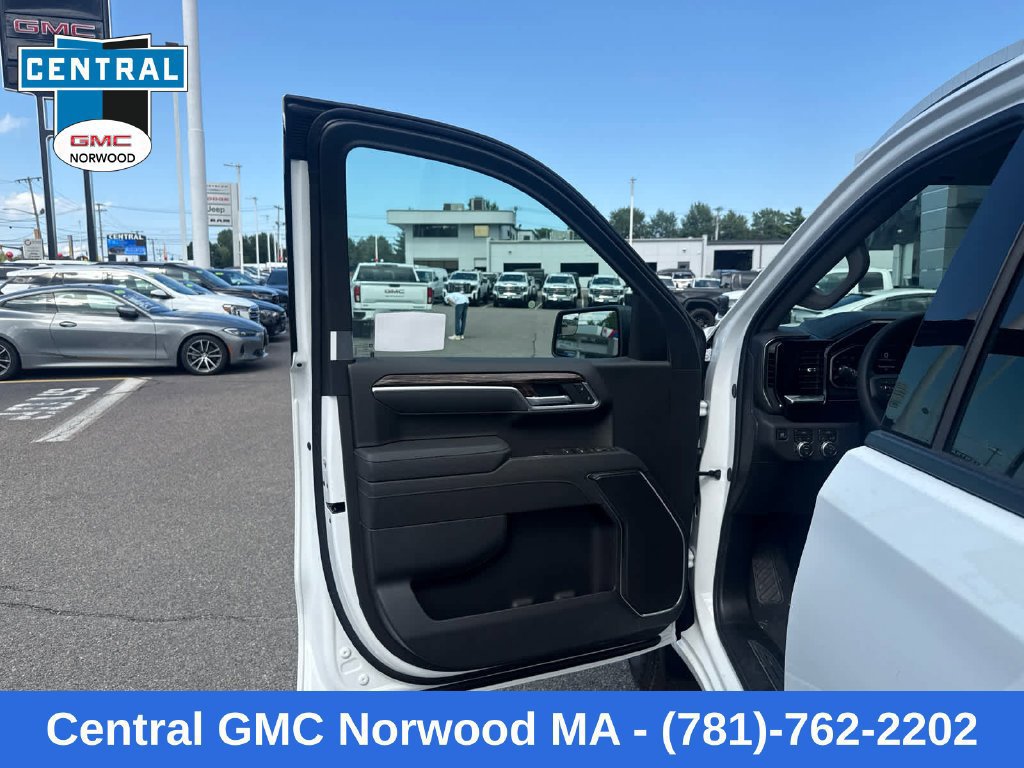 New 2026 GMC Sierra 1500 Elevation w/ Elevation Select Package AWD/4WD image 12