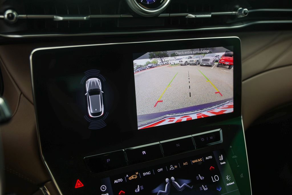 Used 2023 Maserati Grecale GT image 16